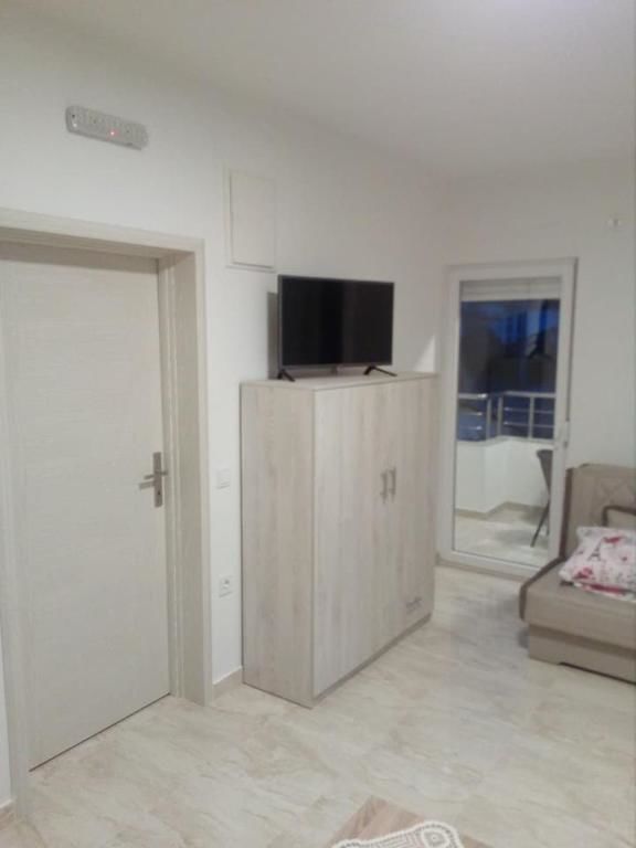 Гостевой дом Apartmani M&V Сутоморе-28