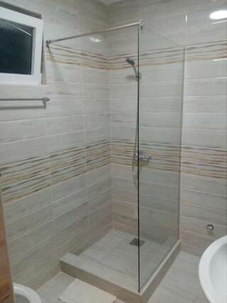 Гостевой дом Apartmani M&V Сутоморе Люкс с 1 спальней-16