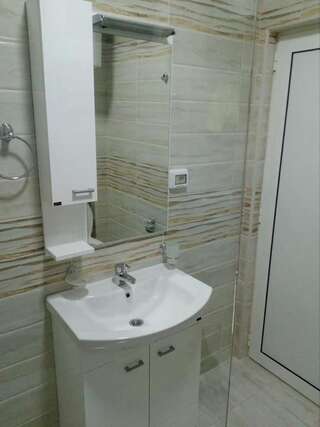 Гостевой дом Apartmani M&V Сутоморе Люкс с 1 спальней-17