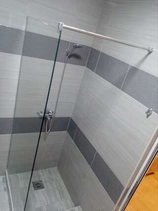 Гостевой дом Apartmani M&V Сутоморе Люкс с 1 спальней-4