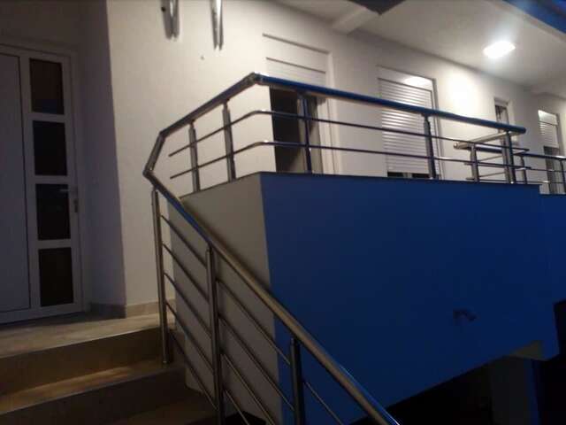 Гостевой дом Apartmani M&V Сутоморе-16