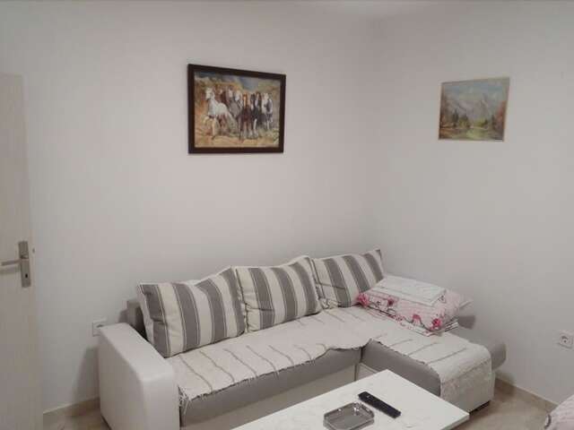 Гостевой дом Apartmani M&V Сутоморе-9
